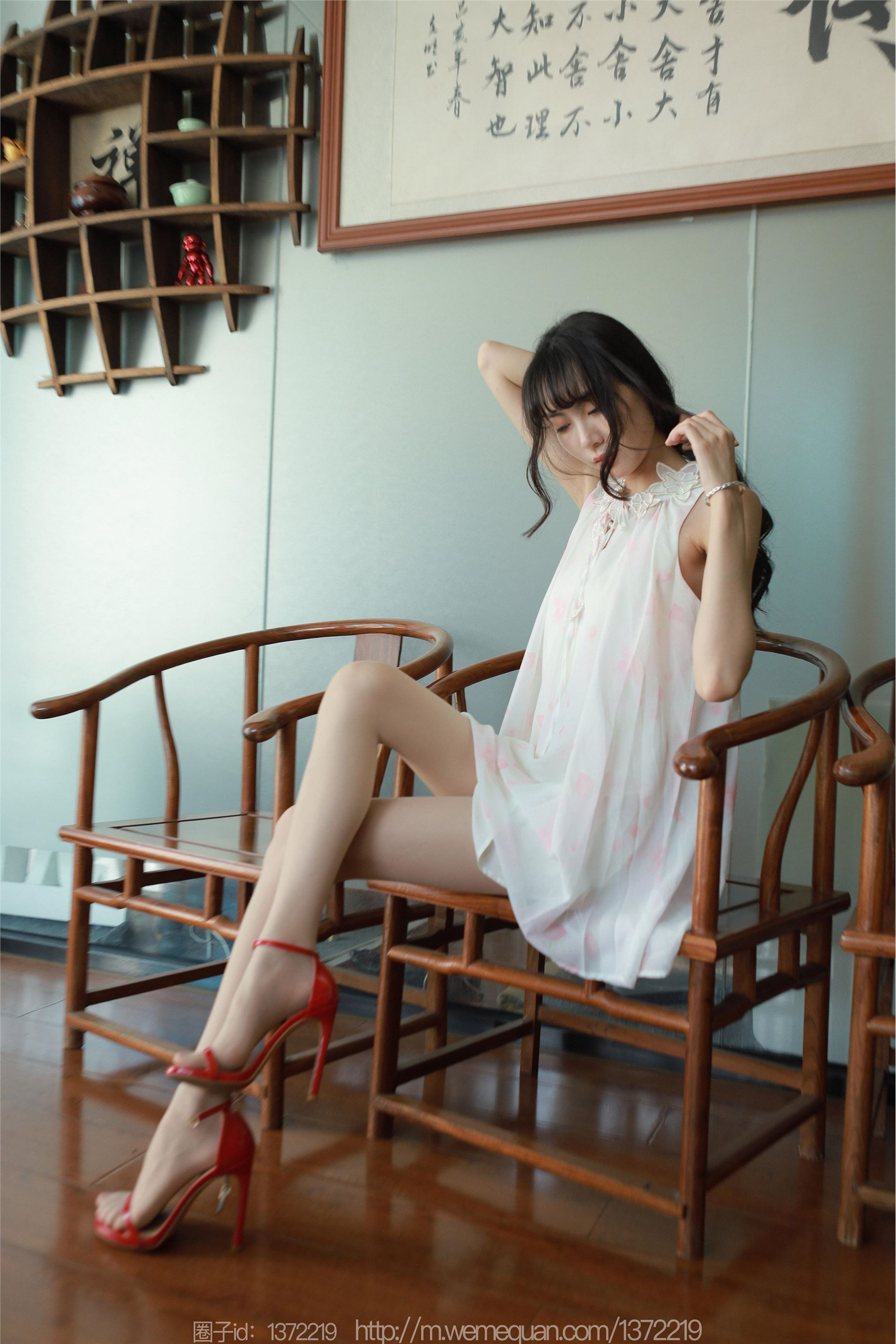 IESS异思趣向  2023.05.04 丝享家 1441 团团《红鞋肉丝》